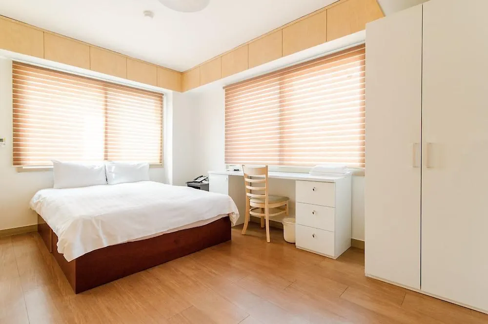 Blooming House Residence Seoul 3*,  South Korea